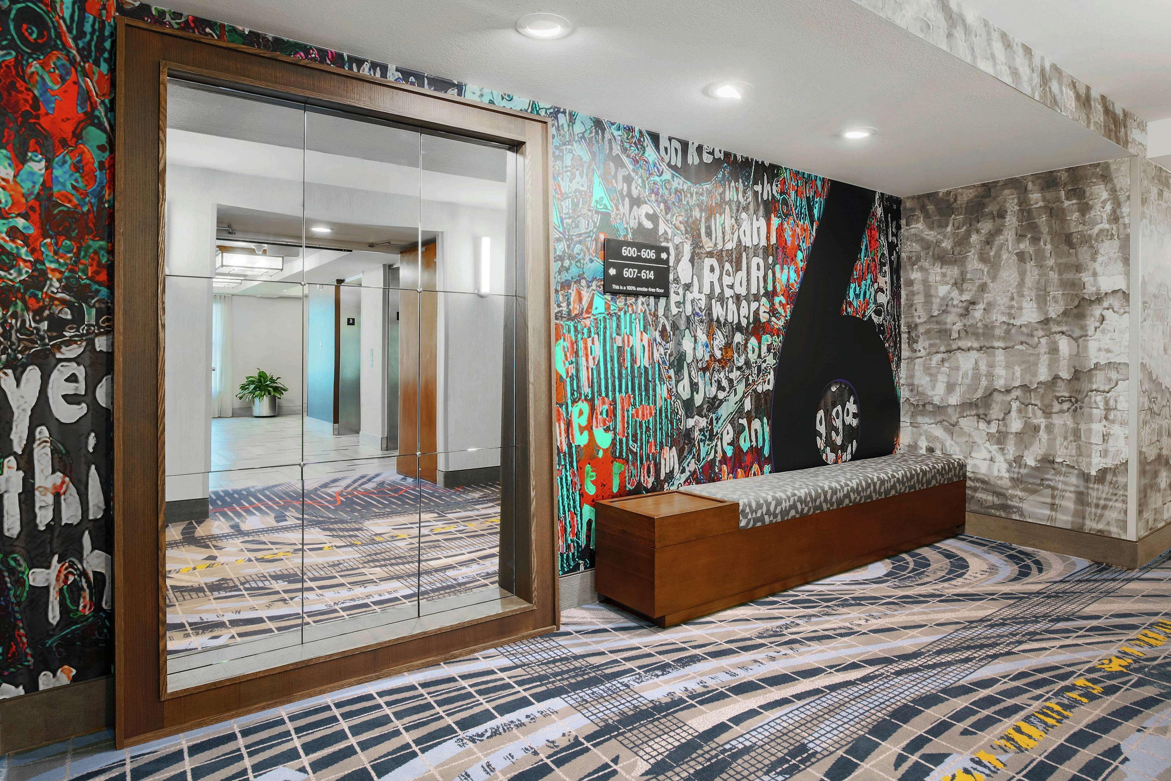 Hampton Inn & Suites Austin-Downtown/Convention Center Exteriör bild