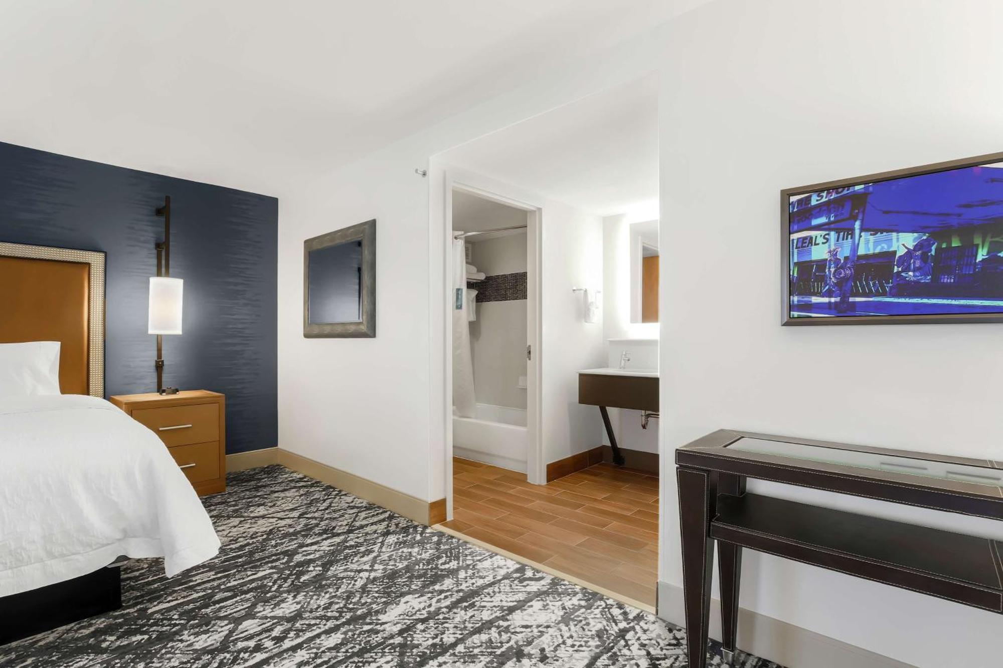 Hampton Inn & Suites Austin-Downtown/Convention Center Exteriör bild
