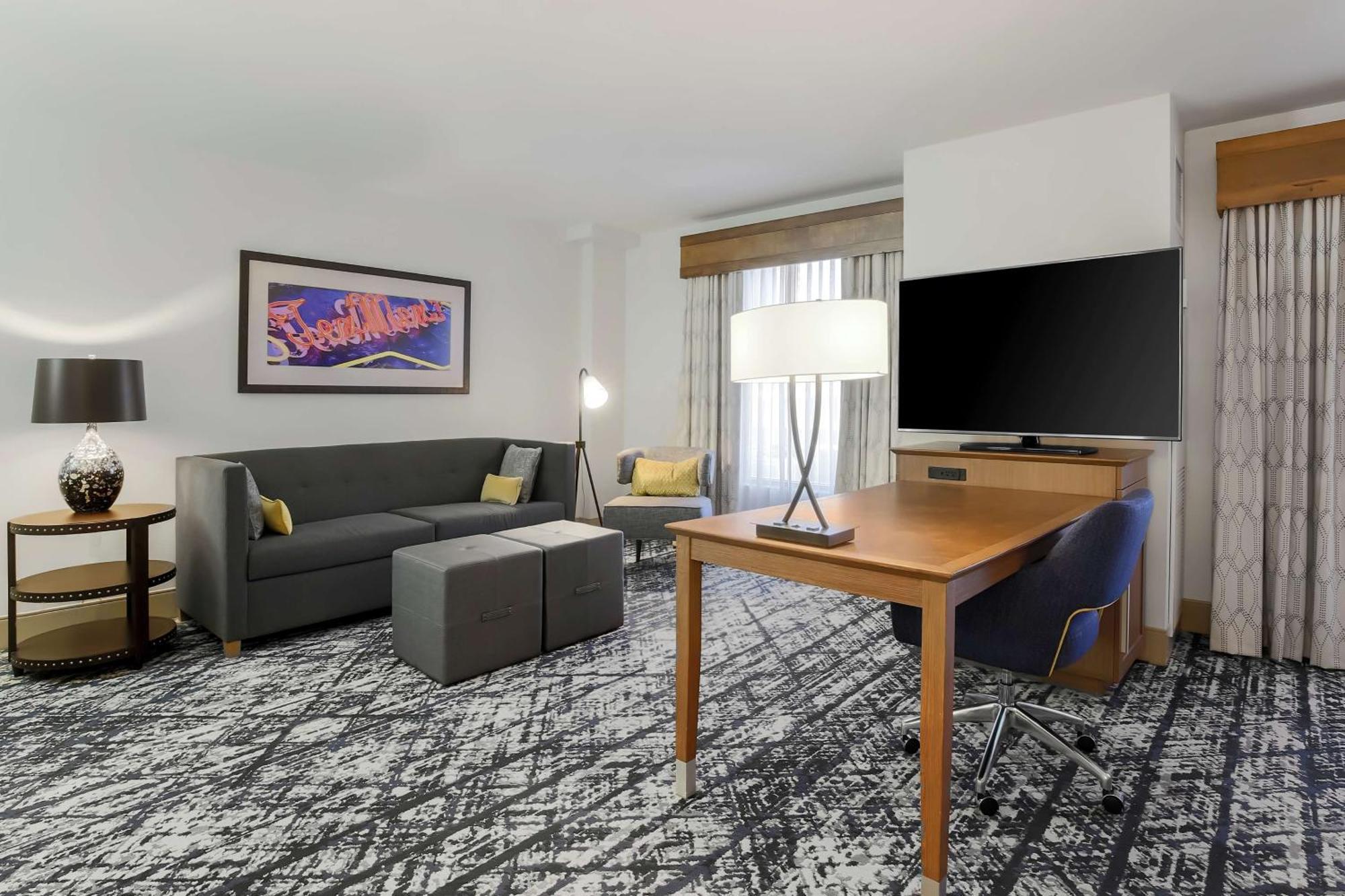 Hampton Inn & Suites Austin-Downtown/Convention Center Exteriör bild